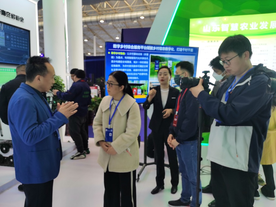 萬棚精彩亮相首屆智慧農業博覽會 以數字化賦能智慧農業發展